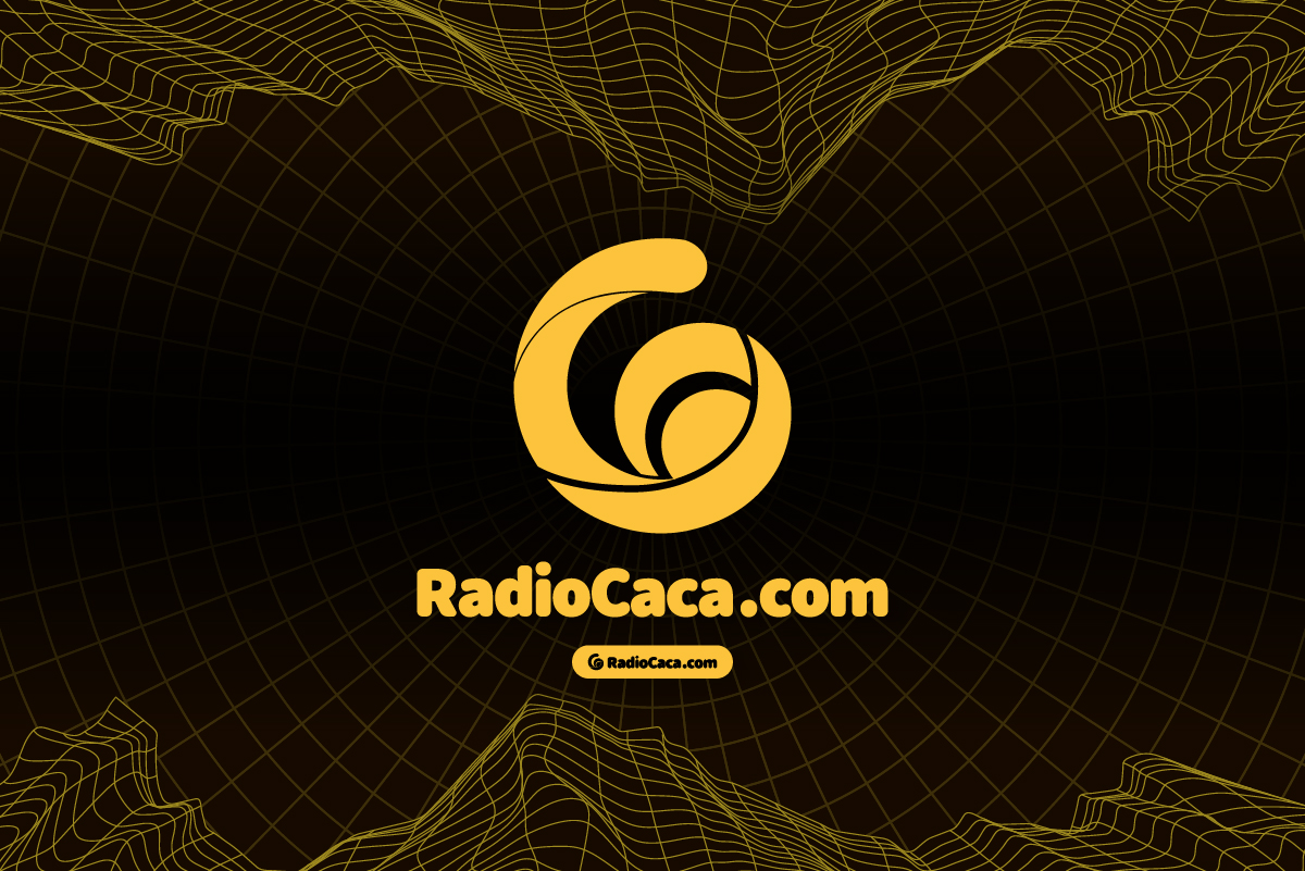 logotipo de radio caca raca con fondo abstracto